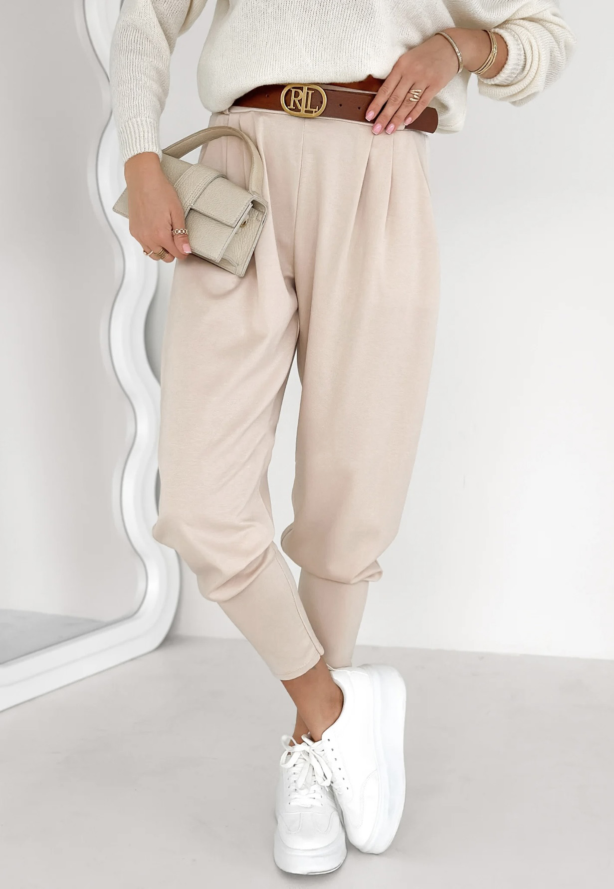 ralph-hlace-s-pasom-bez-3