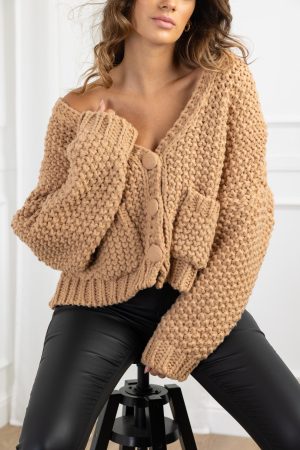 abigail-chunky-pletena-jopa-camel-4