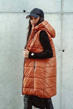asya-brezrokavnik-camel-3