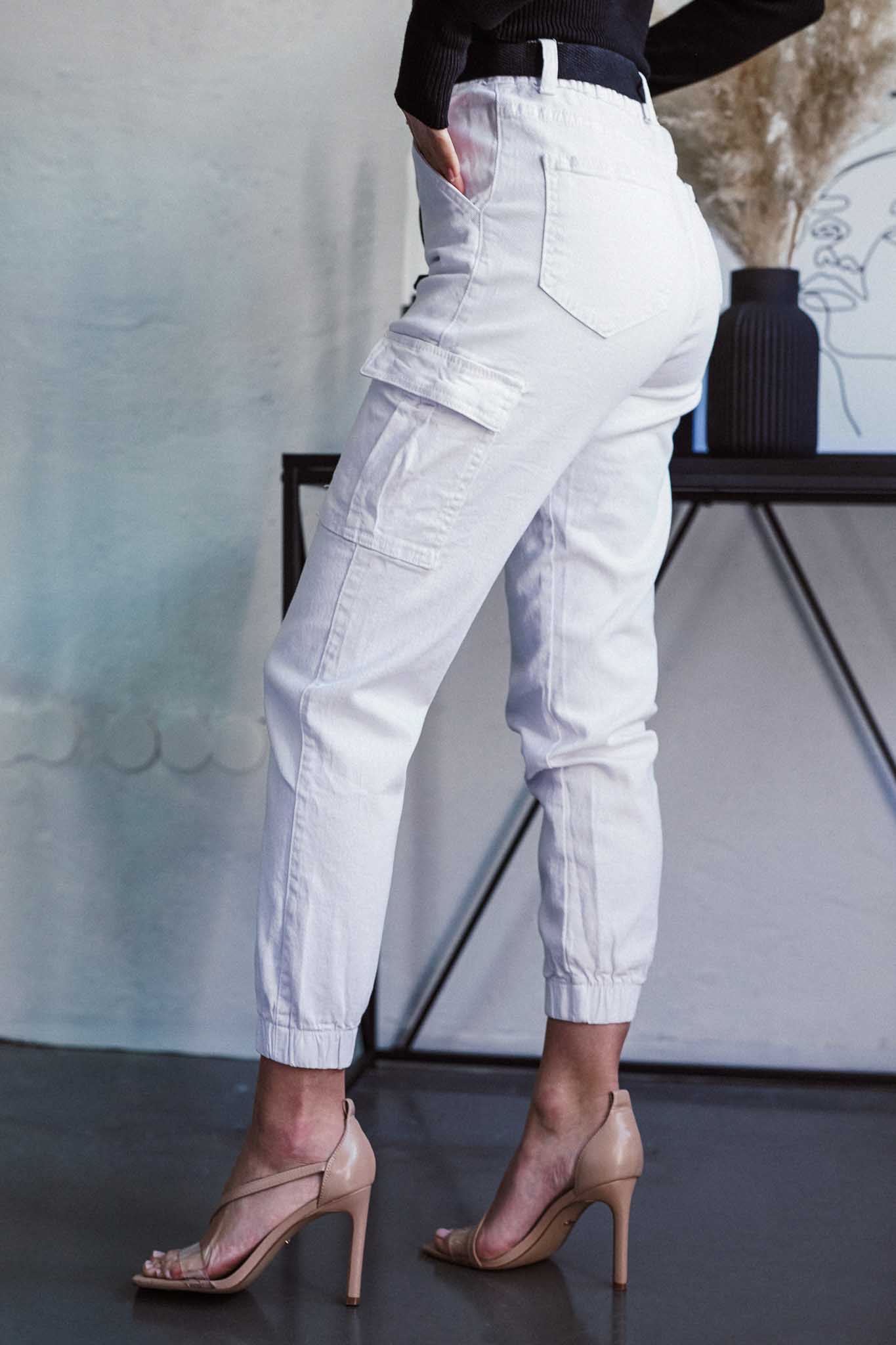 cargo-joggers-hlace-bele-2
