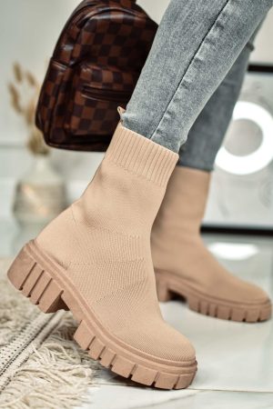 domini-gleznarji-camel-4