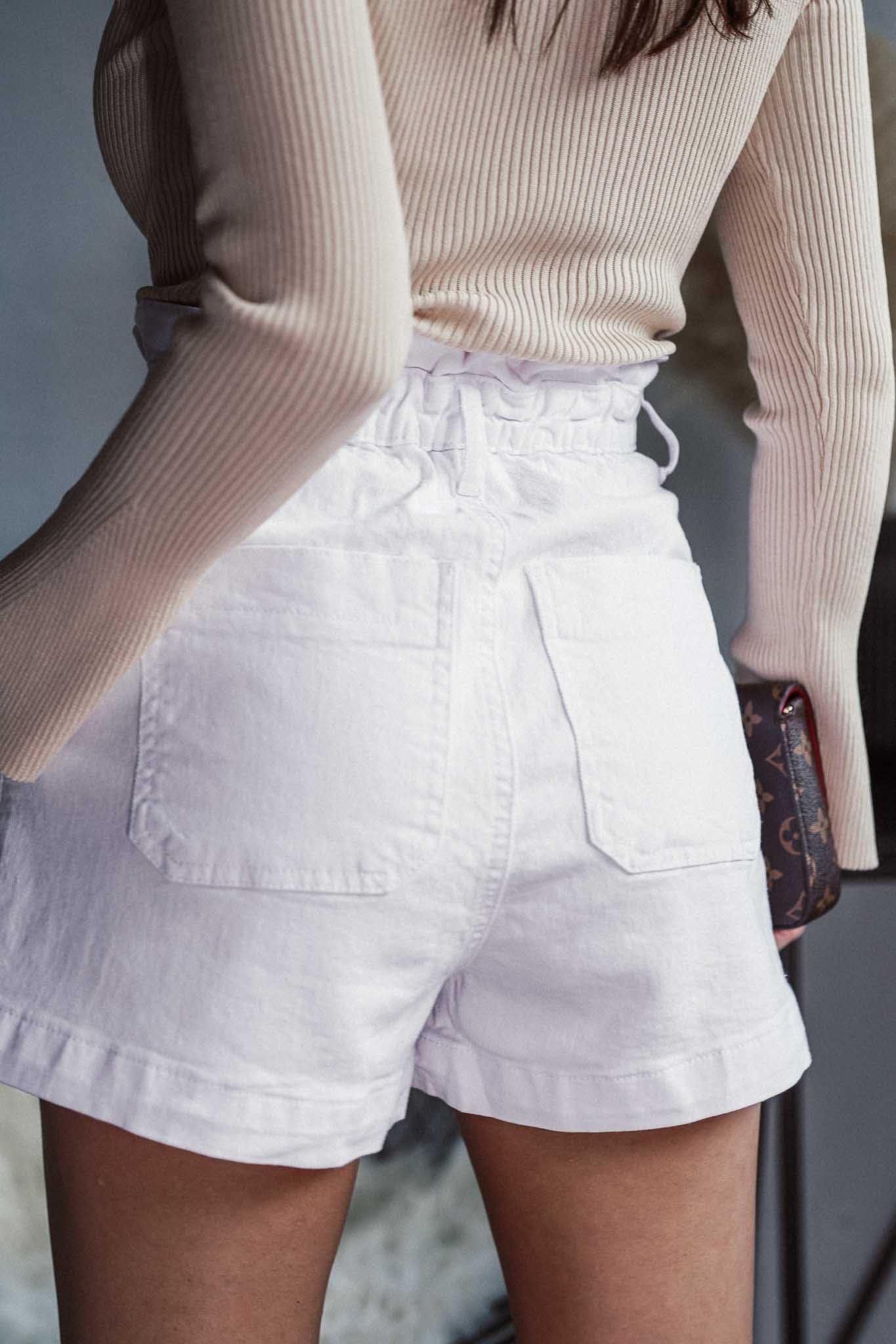 elias-jeans-kratke-hlace-s-pasom-bele-4
