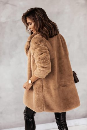 elodie-plasc-camel-3