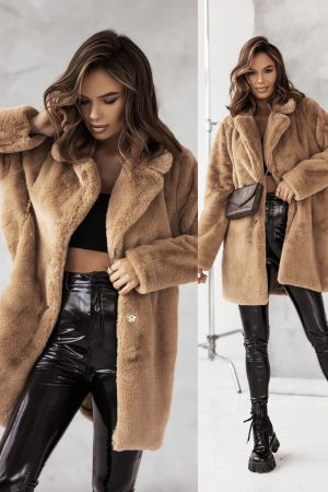 elodie-plasc-camel-4