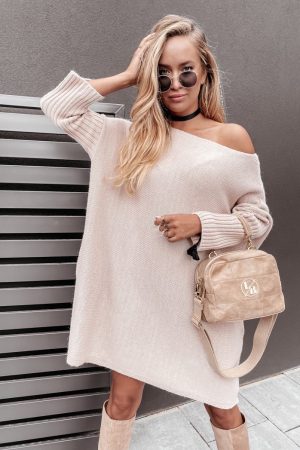 locket-oversized-pulover-obleka-bez-1