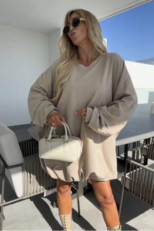 luisa-pulover-obleka-s-pasom-bez-4
