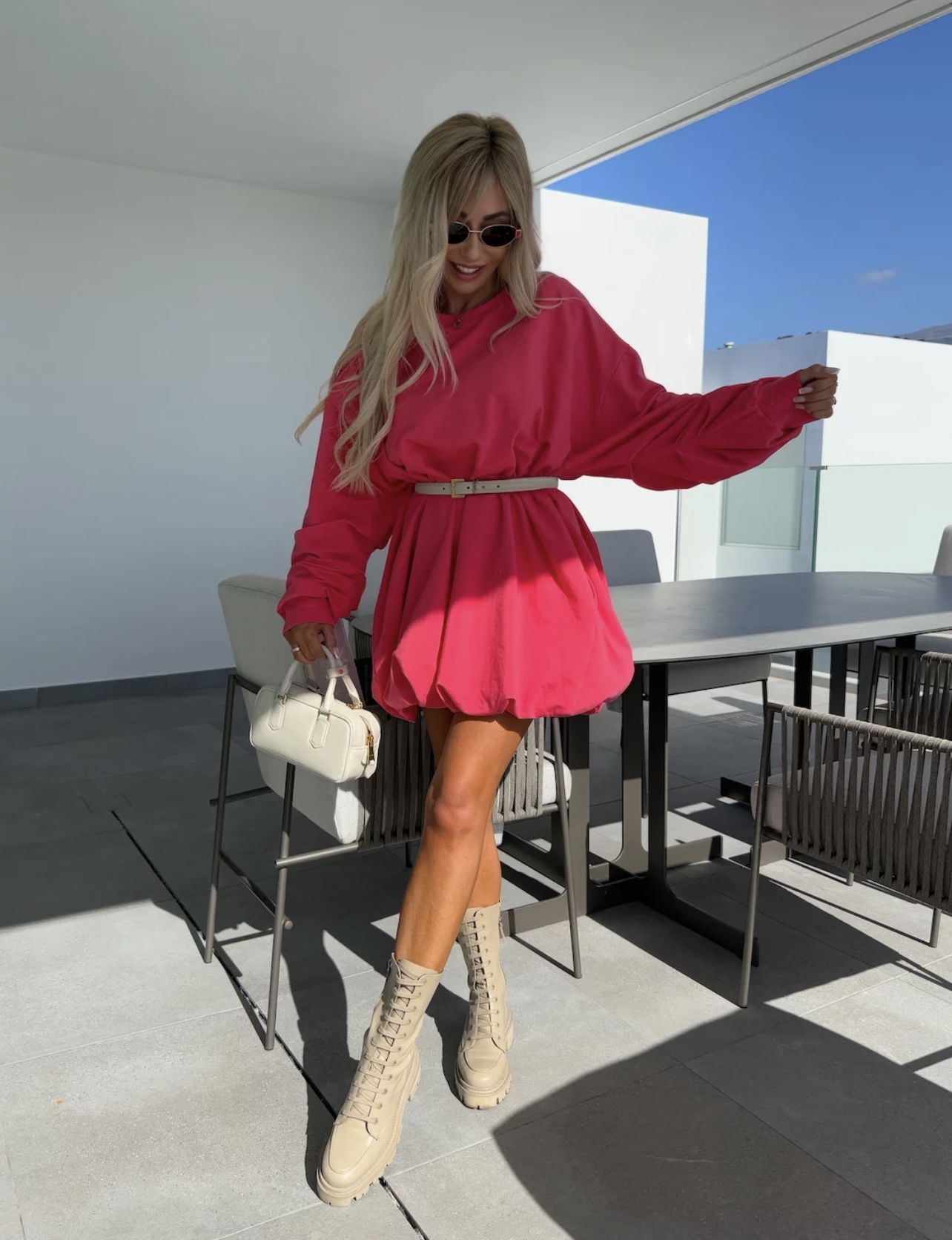 luisa-pulover-obleka-s-pasom-rdeca-3