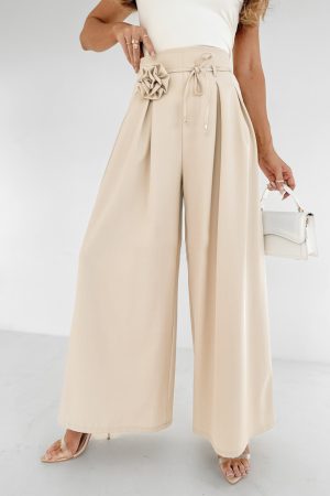 miona-elegantne-hlace-z-brosko-bez-2