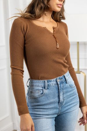 robin-pulover-camel-3