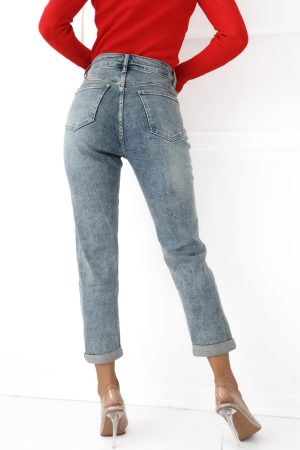 sparkle-mom-fit-jeans-hlace-z-blescicami-4