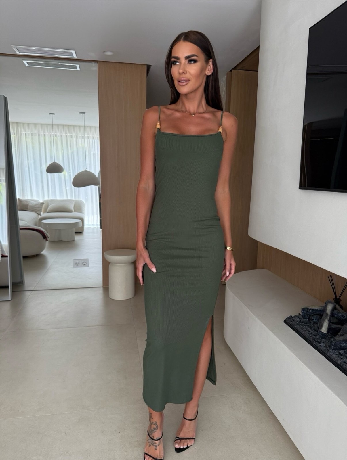 Estora dress olive