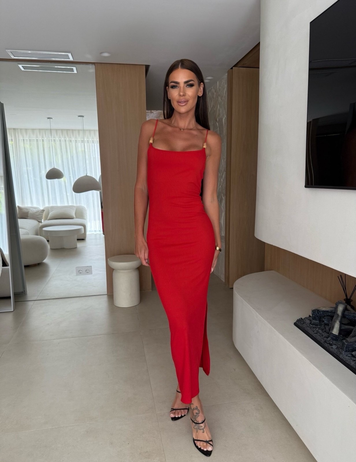 Estora dress red - Image 2