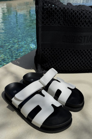 Chyra slippers white