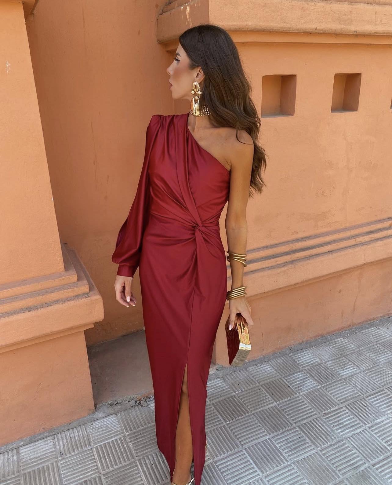 Scarlet dress burgundy