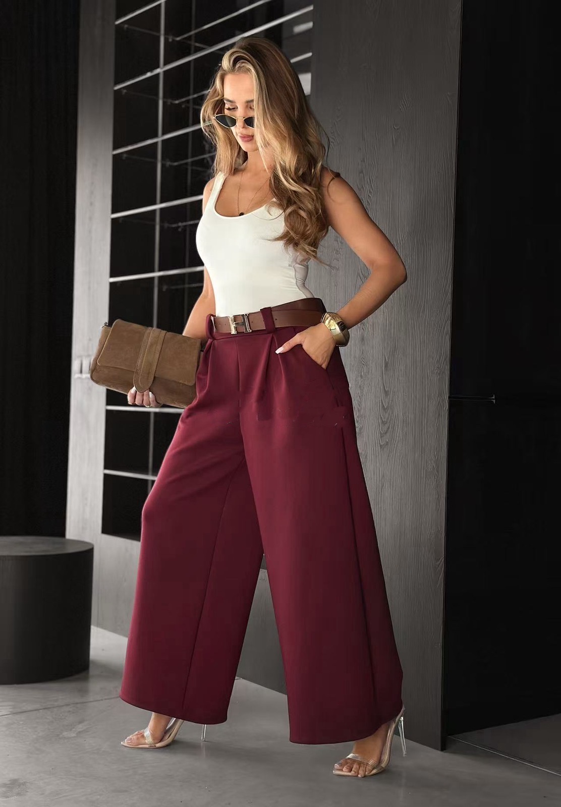 Aisha trousers with belt burgundy - Image 2