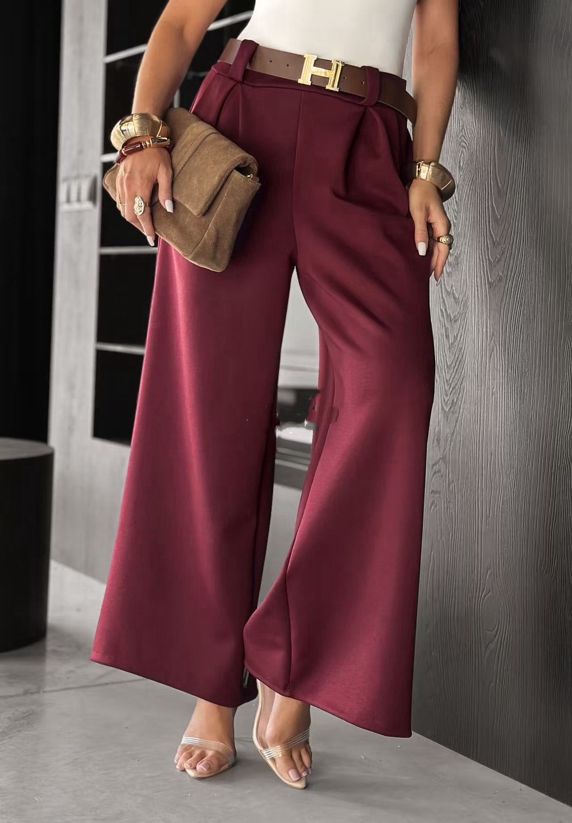 Aisha trousers with belt burgundy