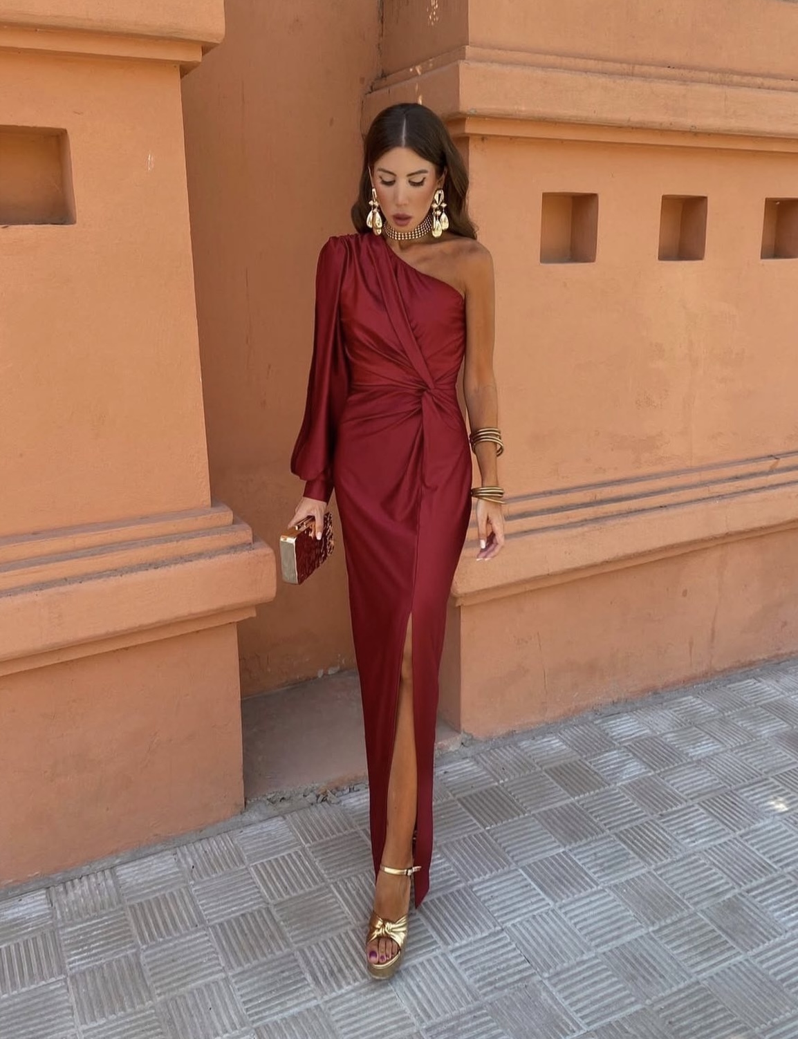 Scarlet dress burgundy - Image 2