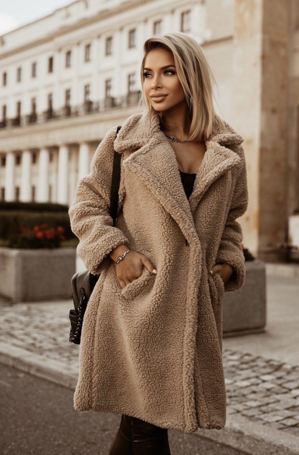 Shelly teddy coat beige