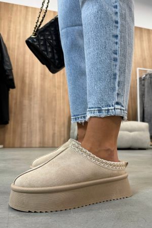 Uggy slippers beige