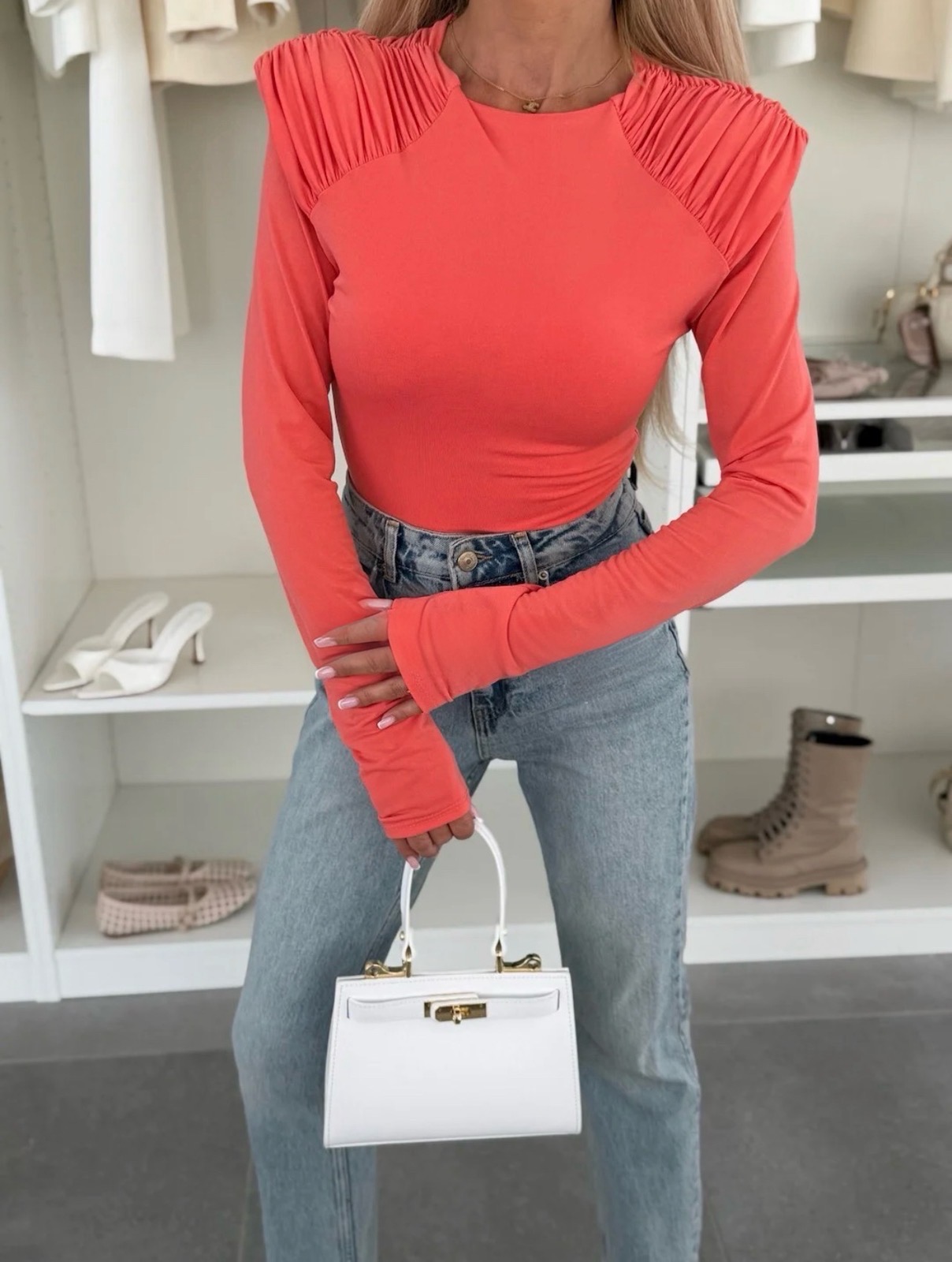 Sorella body coral
